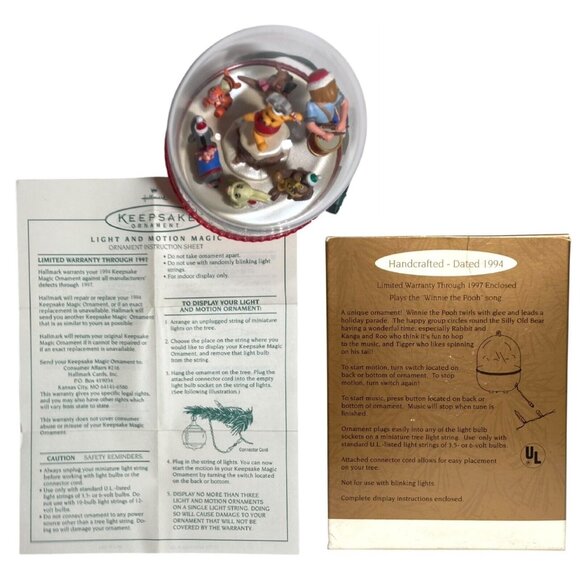 Hallmark Keepsake Ornament Magic Winnie the Pooh Parade Motion Music 1994 XMAS - Picture 5 of 13